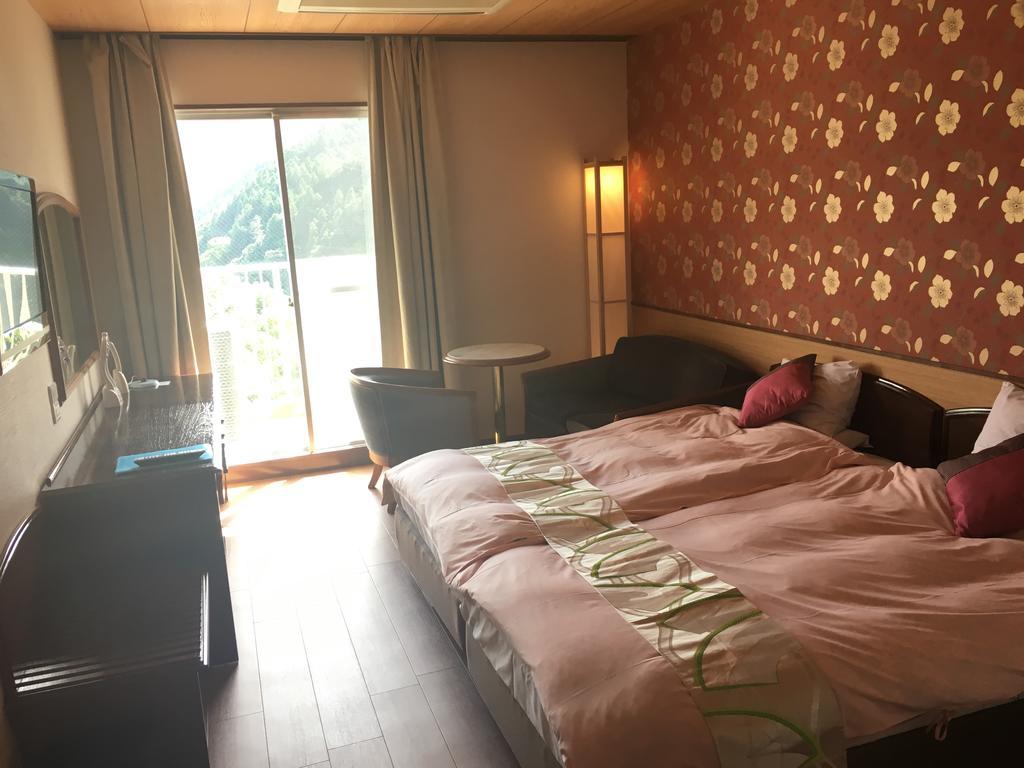 Hinotani Onsen Misugi Resort Tsu Eksteriør billede